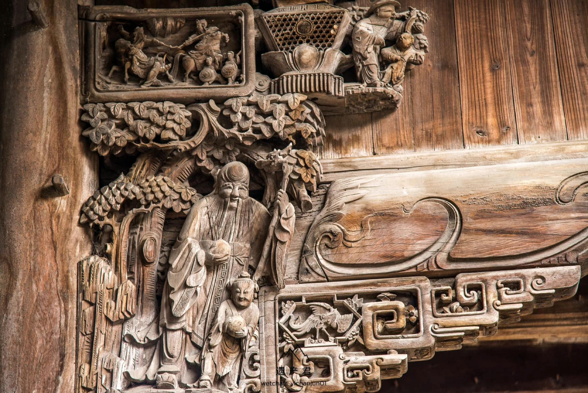 清代古民居上的东阳木雕,古雅而精美