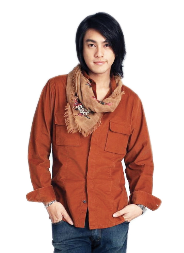 43岁朱孝天近照曝光,脸部浮肿略显沧桑,因收入不佳计划直播带货__财经