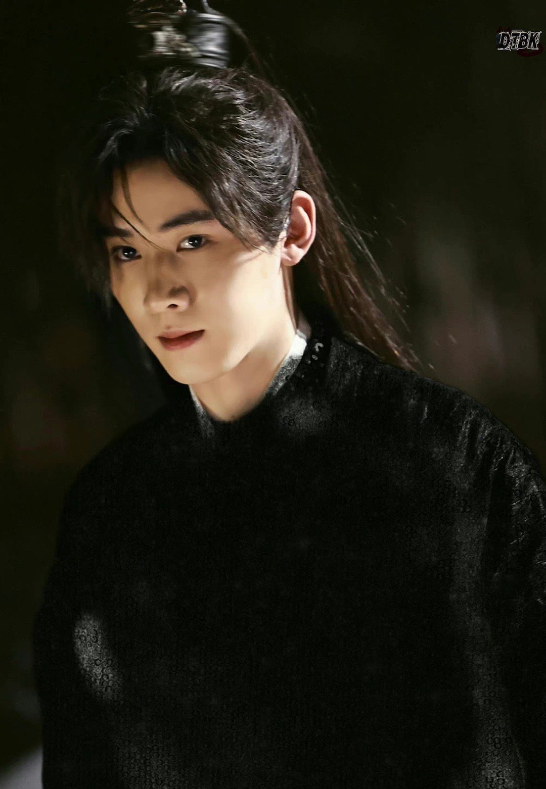 任豪古装真的好优越啊,翩翩公子气质绝了!__财经头条