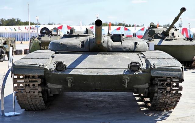 苏联火箭坦克简史冷战中的疯狂产物却成就了苏联的炮射导弹