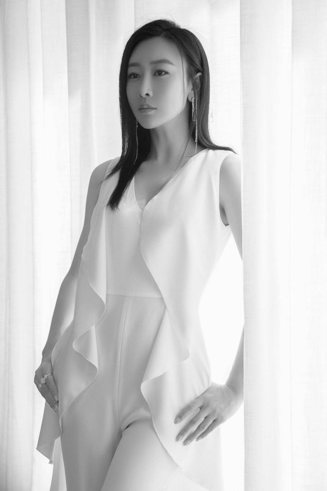 毛俊杰黑白调写真 重塑色彩减法艺术