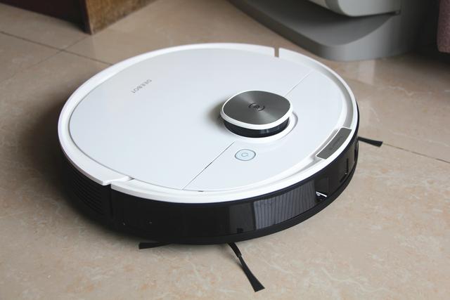 科沃斯地宝t8扫地机器人体验:智能防碰撞轻松应对家居复杂环境