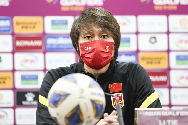 李铁进国足后仍掌控武汉队，成时间管理大师？球迷：睡眠足够就行休闲区蓝鸢梦想 - Www.slyday.coM