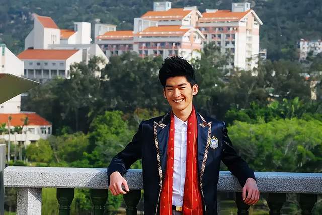 张翰新剧烂出新高度,豆瓣评分2.2,看yue了休闲区蓝鸢梦想 - Www.slyday.coM 张翰新剧烂出新高度,豆瓣评分2.2,看yue了休闲区蓝鸢梦想 - Www.slyday.coM