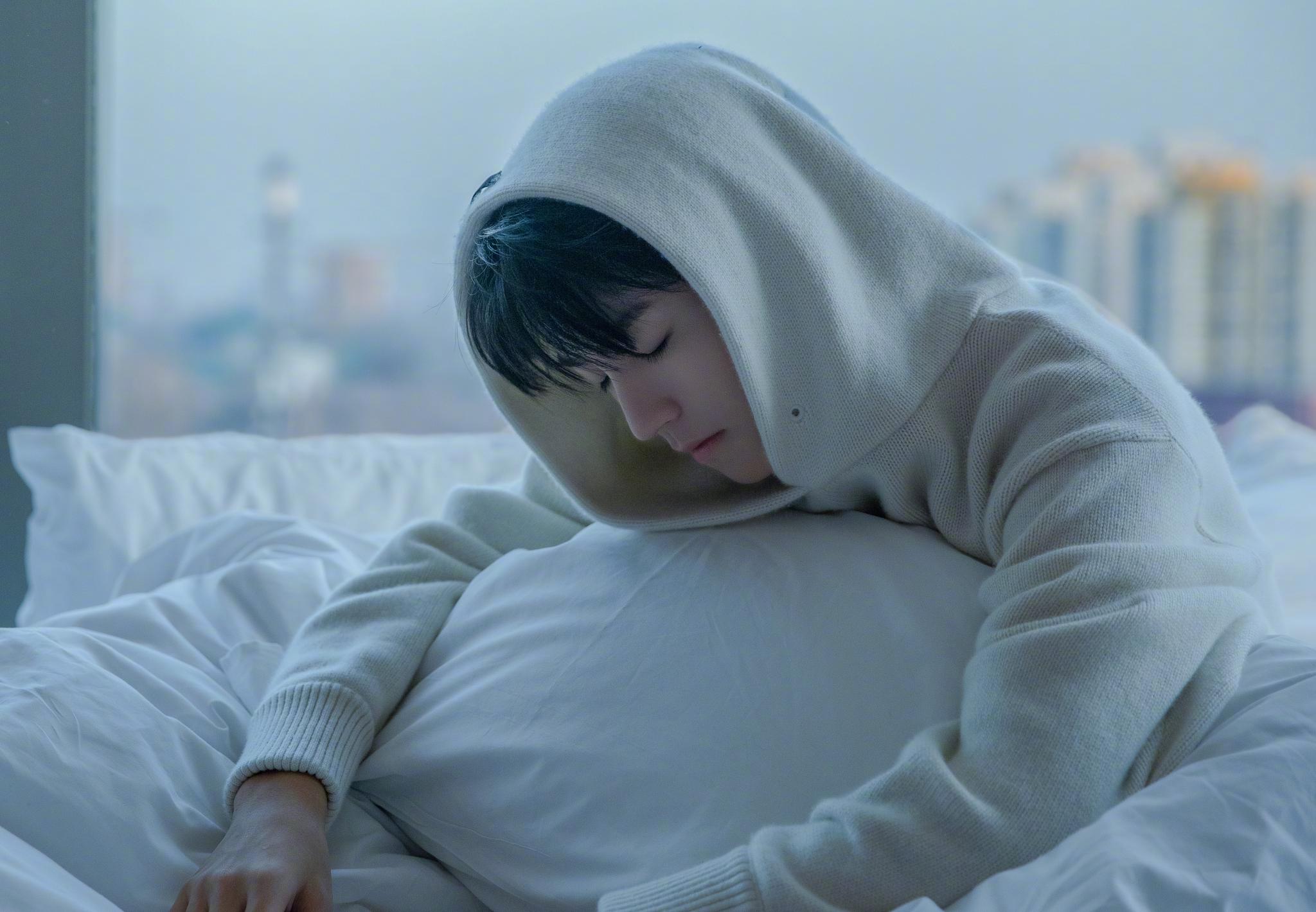 王俊凯蝴蝶大片花絮照 如此帅气的王俊凯是我可以免费看的吗