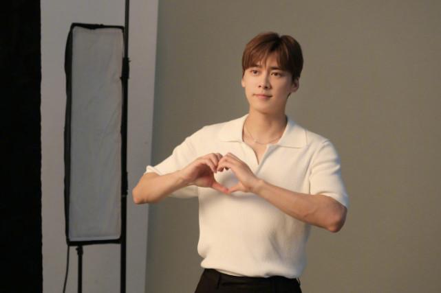 再难翻身!多家官媒点评李易峰事件:不洁身自好,难免自食其果休闲区蓝鸢梦想 - Www.slyday.coM 再难翻身!多家官媒点评李易峰事件:不洁身自好,难免自食其果休闲区蓝鸢梦想 - Www.slyday.coM