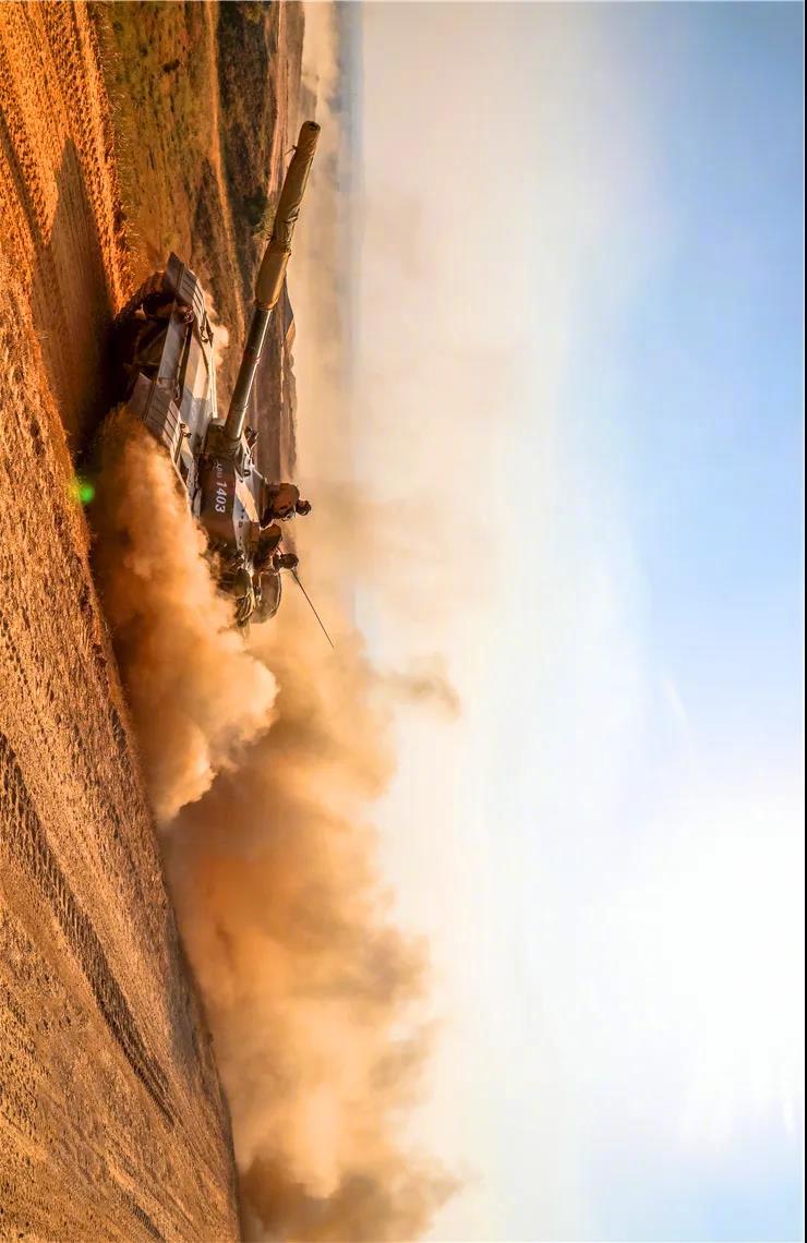 光图无字,陆军练兵图,彰显中国军人之魄,人民陆军之魂