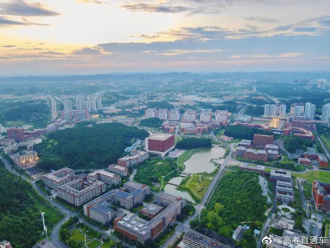 校园风景贵州大学