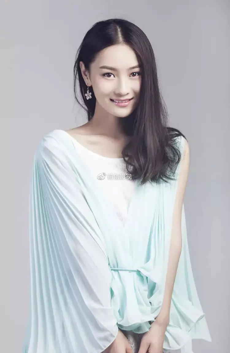 44岁刘涛与小鲜肉演姐弟恋吻上热搜,这7位女星,却30岁就演妈了休闲区蓝鸢梦想 - Www.slyday.coM 44岁刘涛与小鲜肉演姐弟恋吻上热搜,这7位女星,却30岁就演妈了休闲区蓝鸢梦想 - Www.slyday.coM