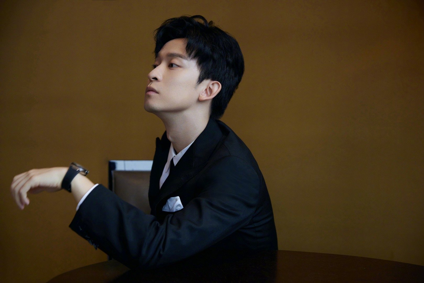 董子健@董冬咚d 今日出席白玉兰奖颁奖礼……_高清图集_新浪网