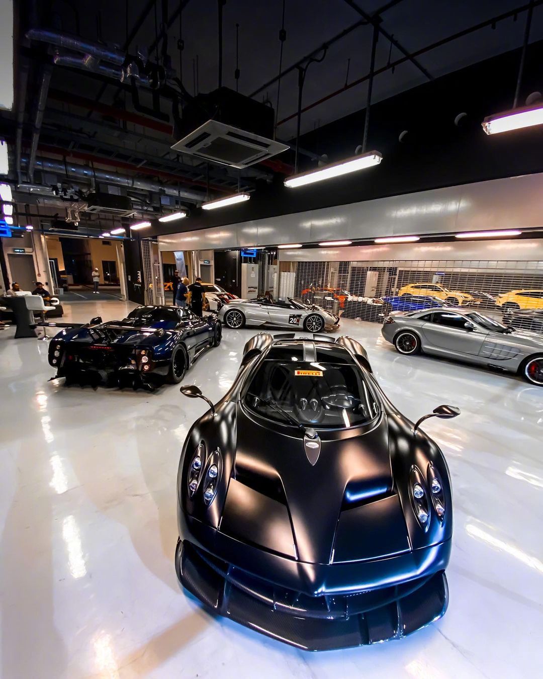 帕加尼pagani huayra / zonda