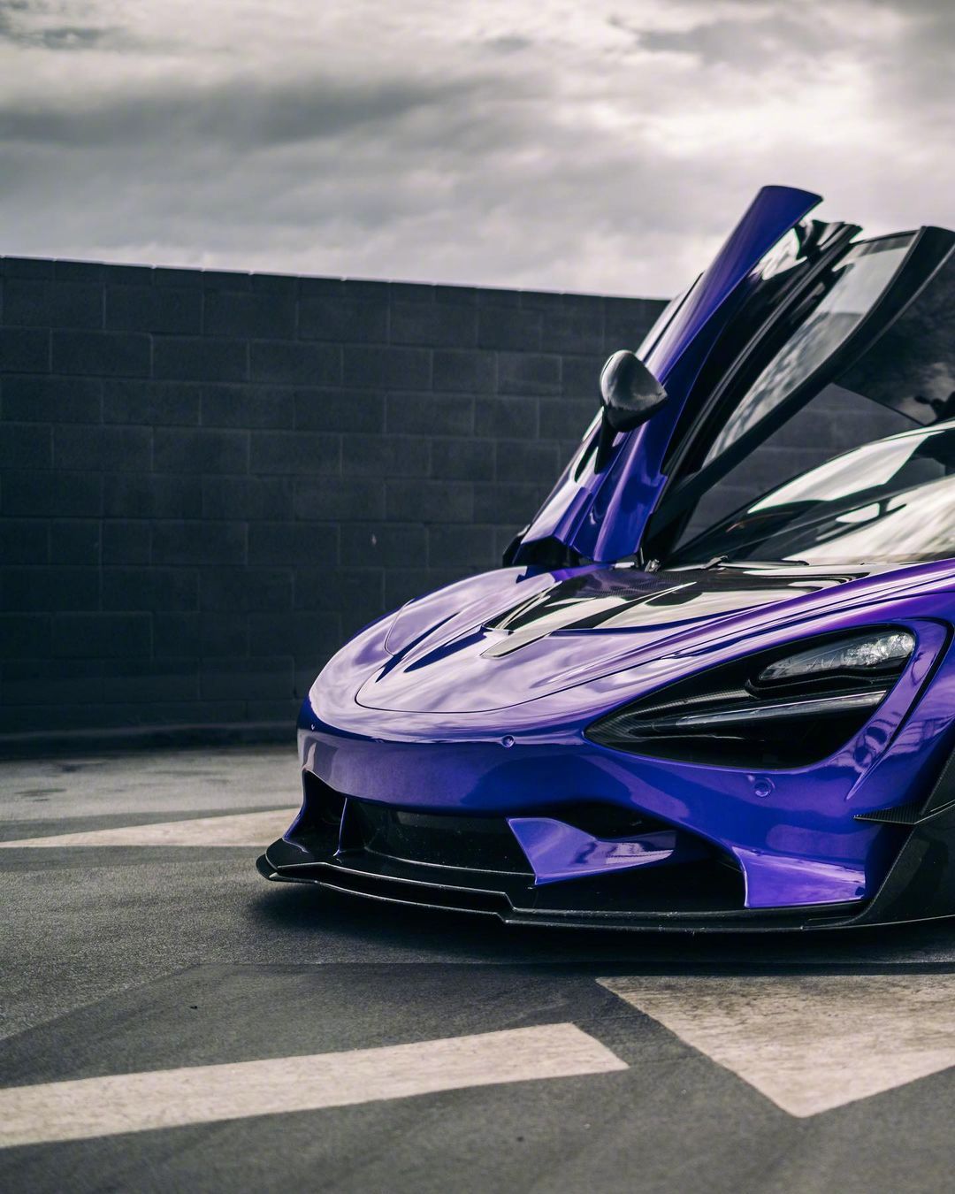 紫魅迈凯伦720s_高清图集_新浪网