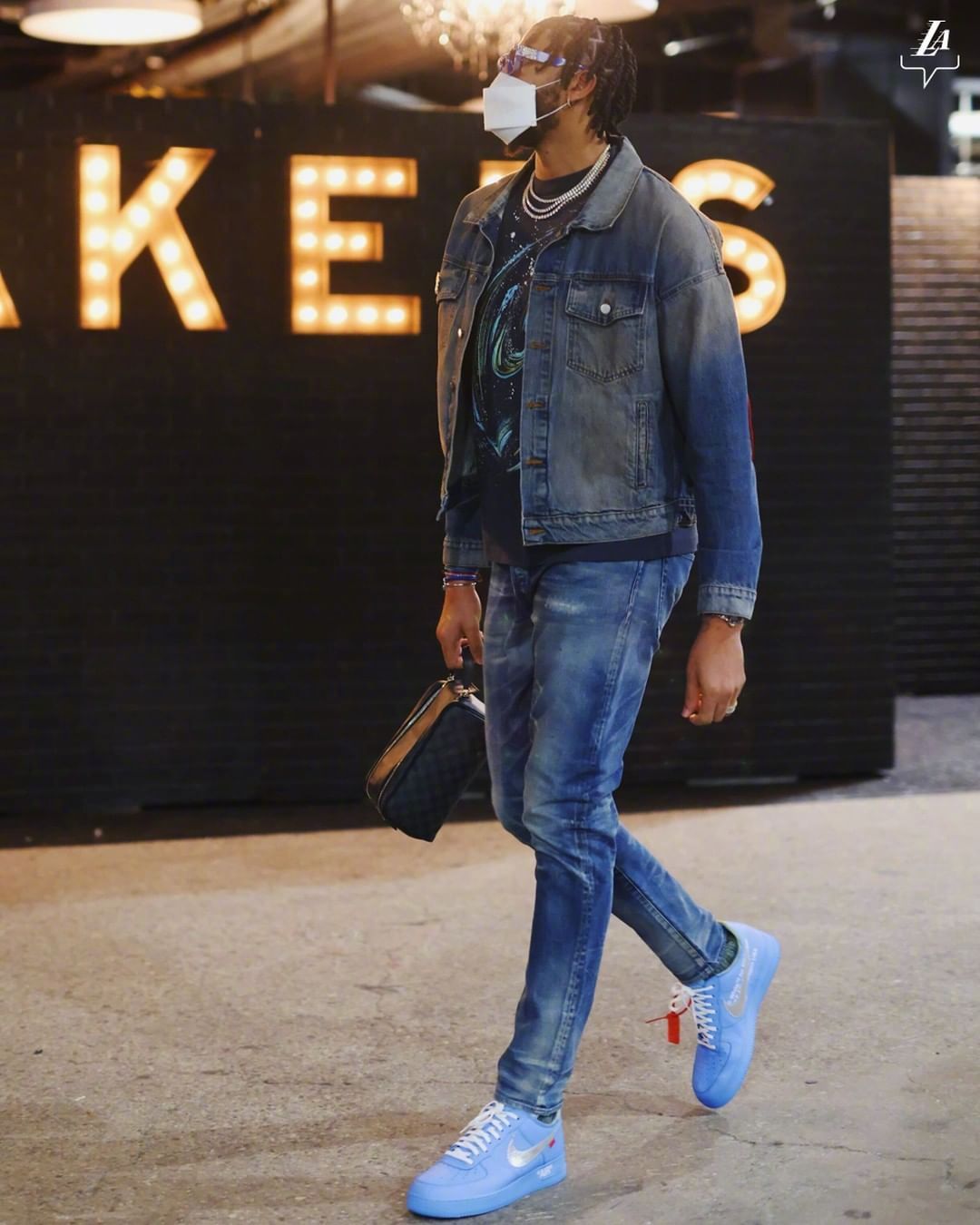 本赛季浓眉的一些私服穿搭,很有自己的风格!