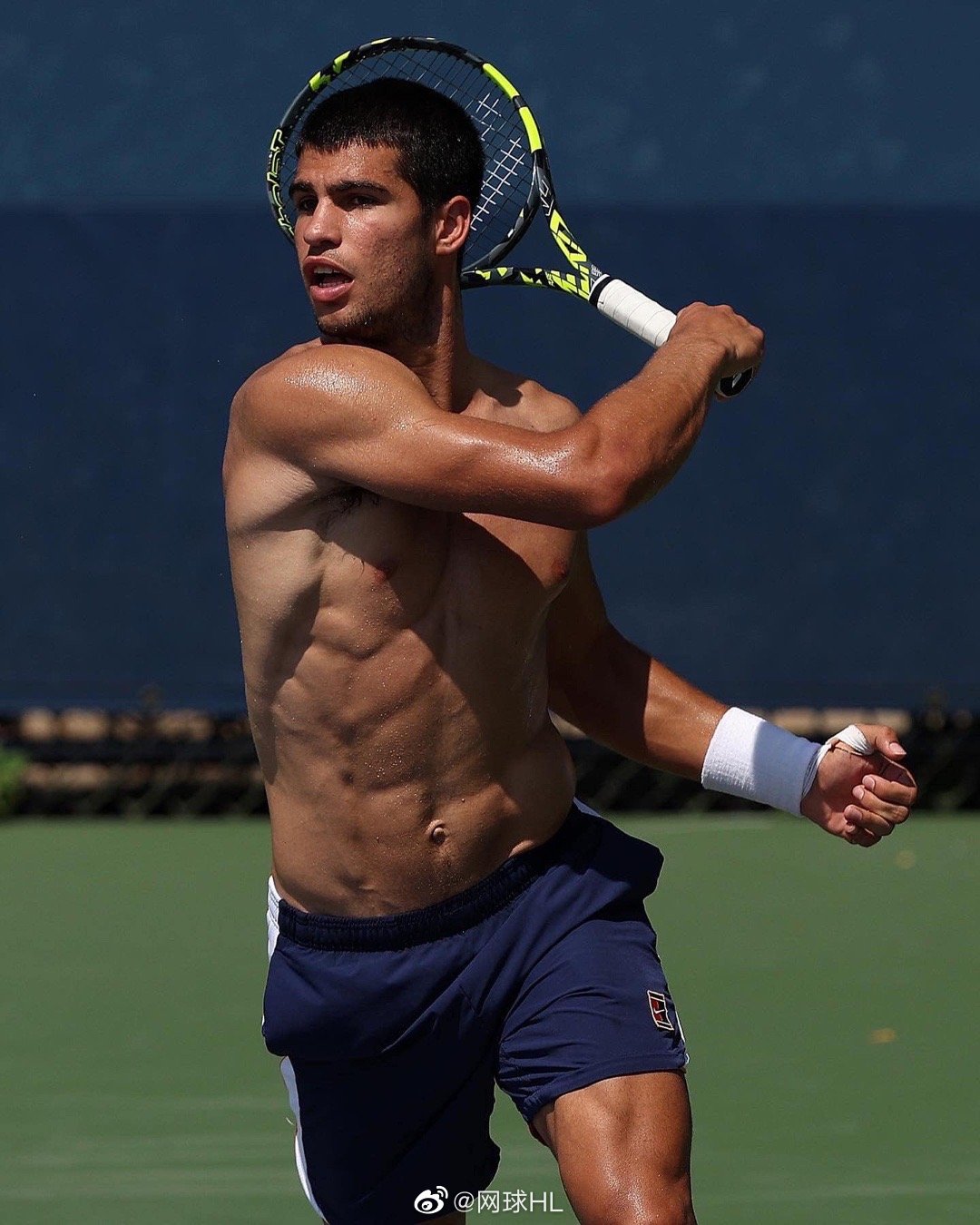 阿尔卡拉斯积极备战美网，身材你可以吗？