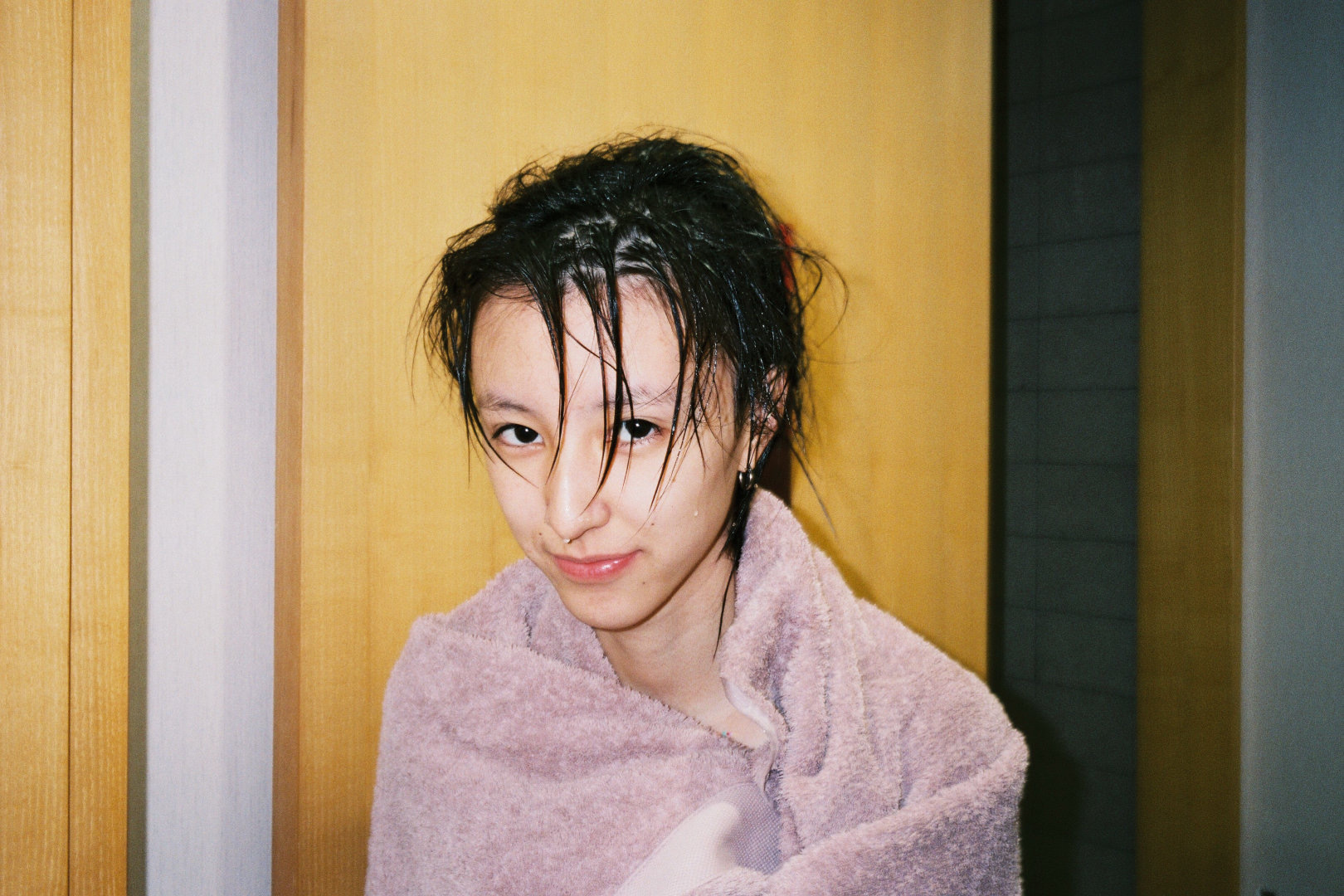 唯一让我眼前一亮的居然是@hachi王悦伊 饰演的侍神"八彩