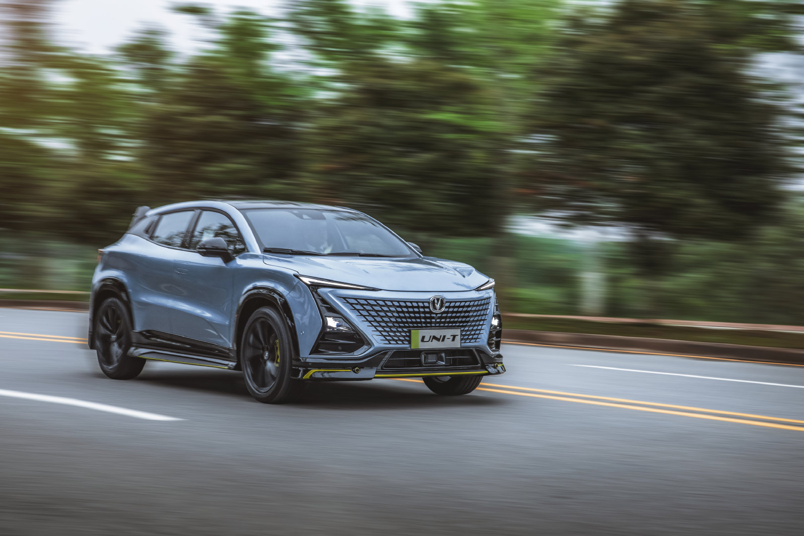 自带弹射起步模式长安unit运动版上市售1389万元