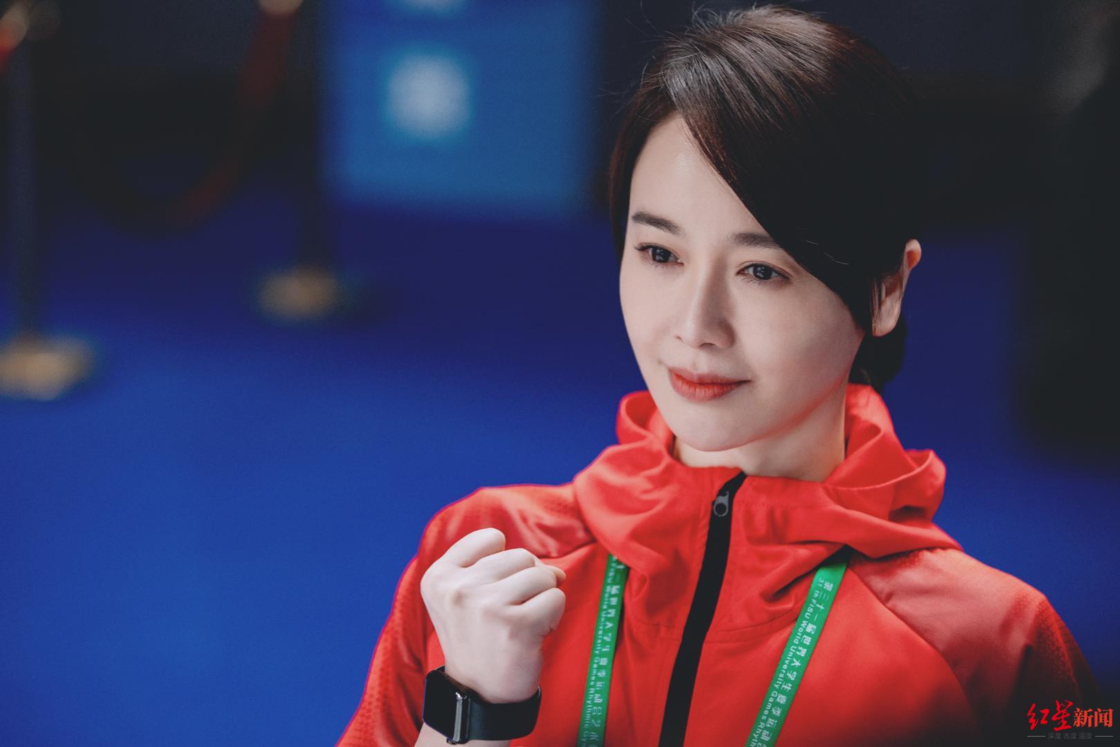 红星专访左小青运动员出身的大女主年龄只是一种符号