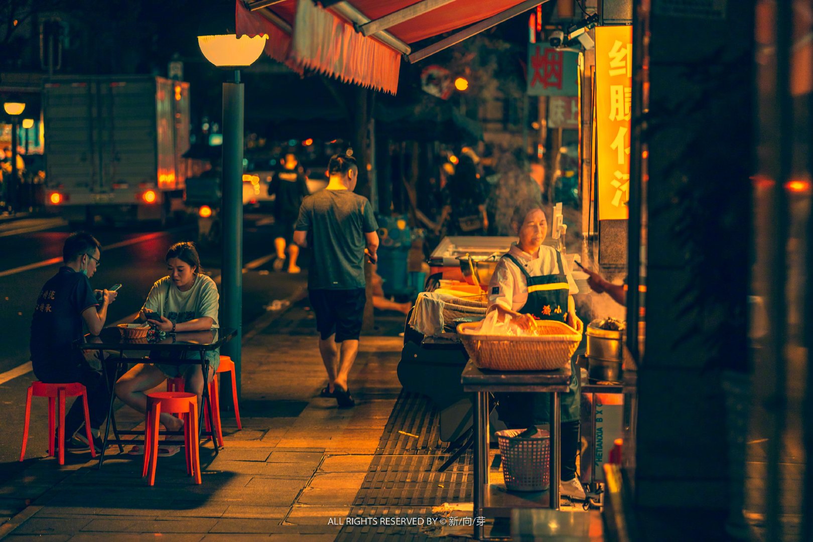 一条夜市,半城烟火。烟火人情,世间百态