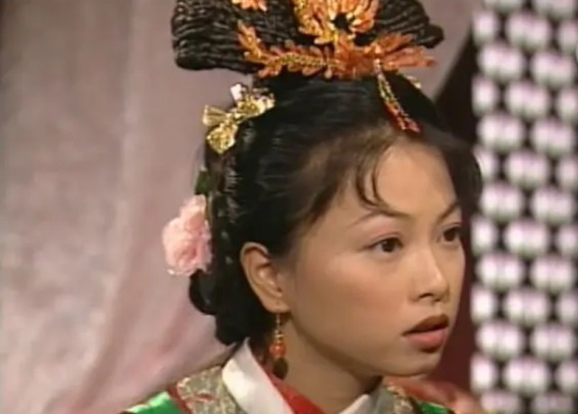 54岁刘玉翠近照圆润有福气!曾自曝患抑郁一度想轻生,至今仍未婚