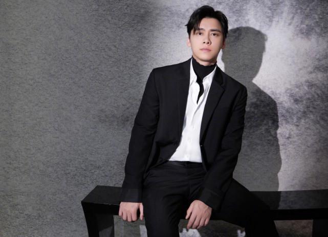 再难翻身!多家官媒点评李易峰事件:不洁身自好,难免自食其果休闲区蓝鸢梦想 - Www.slyday.coM 再难翻身!多家官媒点评李易峰事件:不洁身自好,难免自食其果休闲区蓝鸢梦想 - Www.slyday.coM