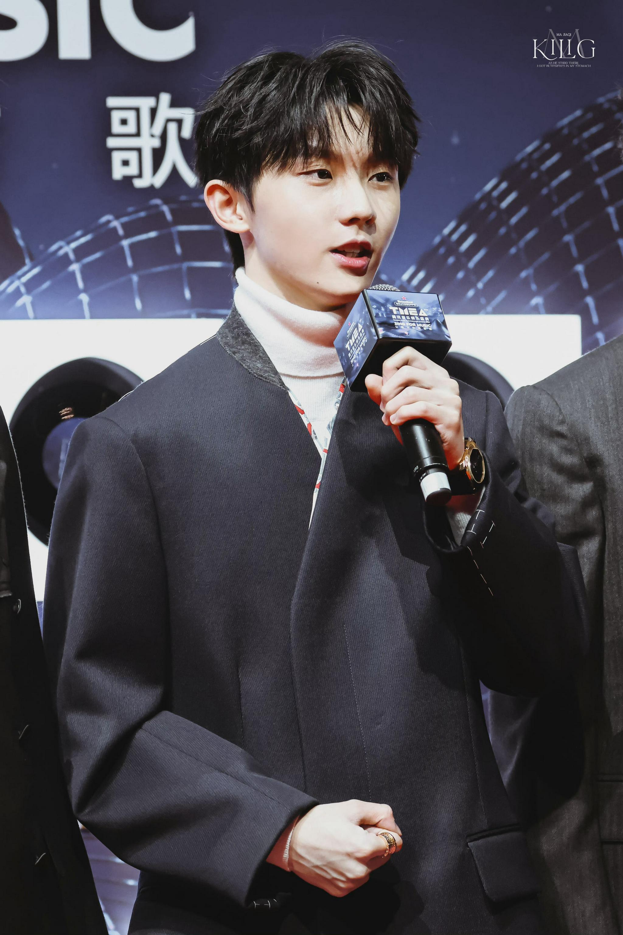 马嘉祺tmea红毯饭拍十八岁限定小马的红毯