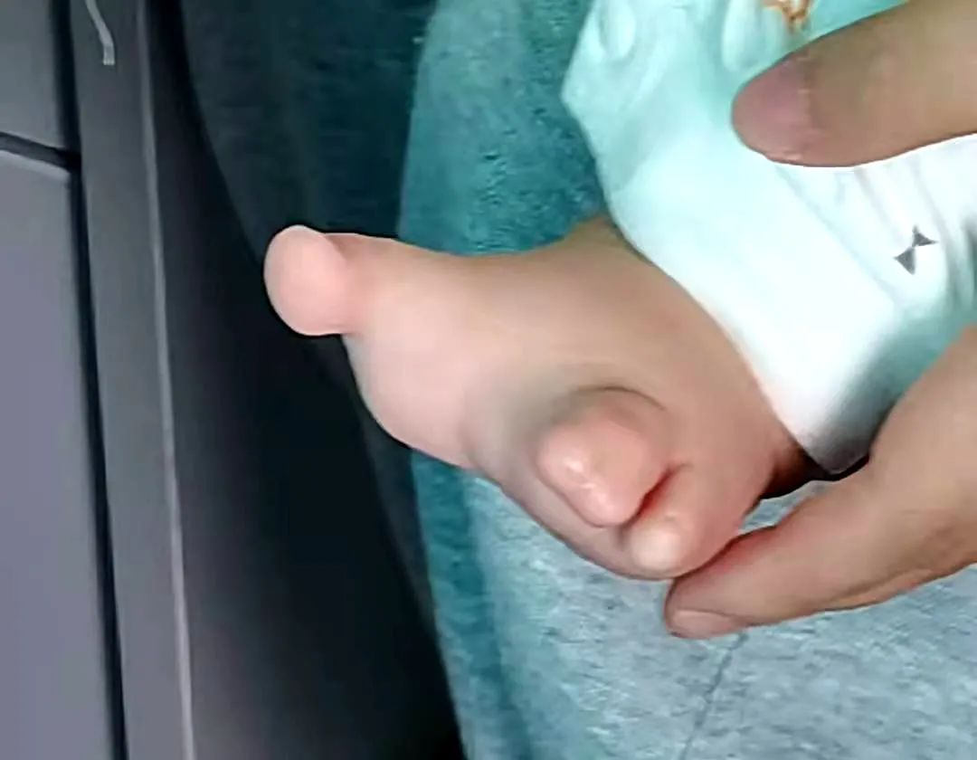 “30岁怀孕，6个月时发现宝宝脚有问题。”妈妈说着说着就哭了休闲区蓝鸢梦想 - Www.slyday.coM