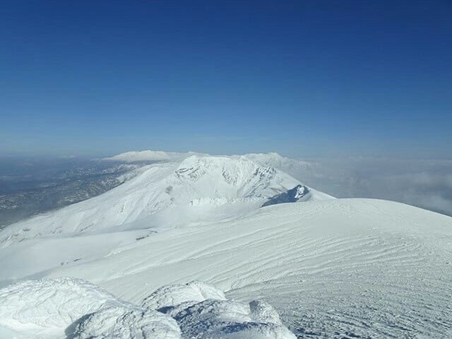 日本北海道雪山