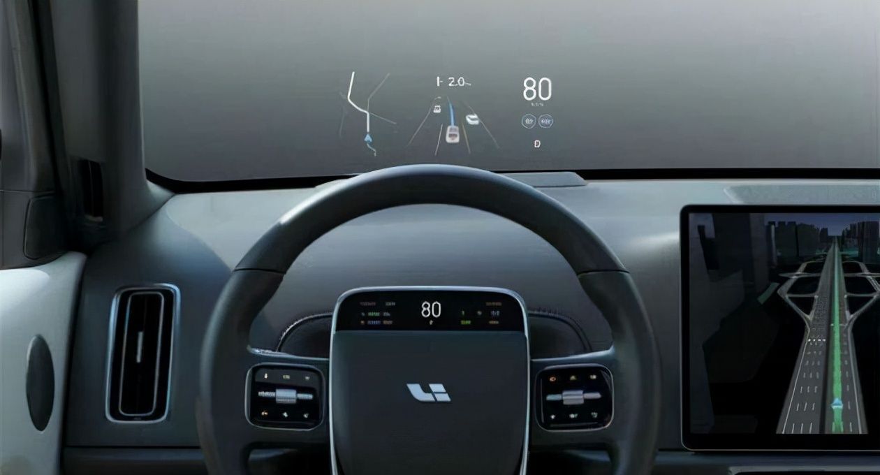 大家觉得理想l9有仪表盘好还是没有好