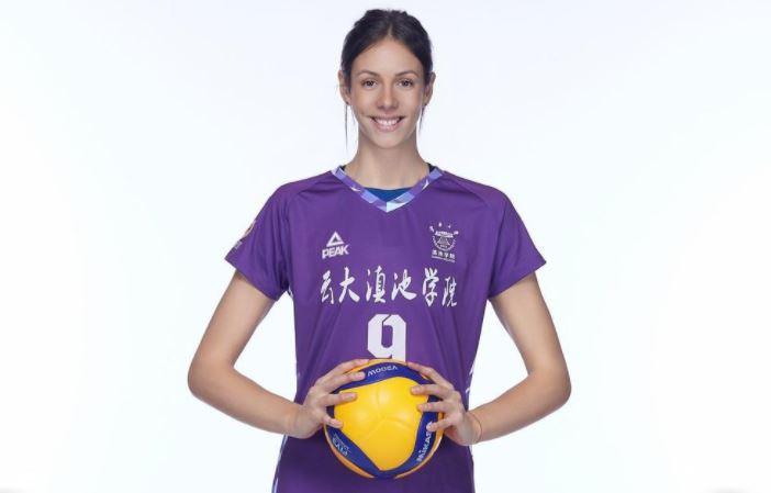 云南女排:胡玉琴10分,张馨露10分,刘梦雅8分,杨玛伊婷4分,孙怡然4分