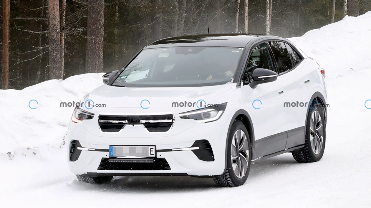 续航方面，预计新车的综合续航在400km-550km左右，满足日常家用完全不是问题。（图片来自motor1）