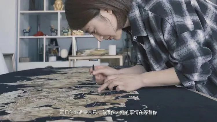 回乡创业的年轻人:放弃200万年薪,却让村民收入提高30倍休闲区蓝鸢梦想 - Www.slyday.coM 回乡创业的年轻人:放弃200万年薪,却让村民收入提高30倍休闲区蓝鸢梦想 - Www.slyday.coM