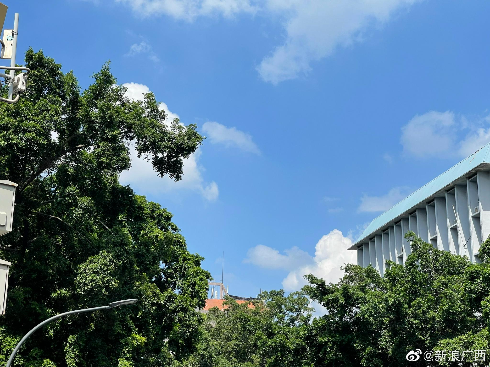 北方多地已下雪！ 而广西的秋天终于要来了，广西将迎来冷空气+台风休闲区蓝鸢梦想 - Www.slyday.coM