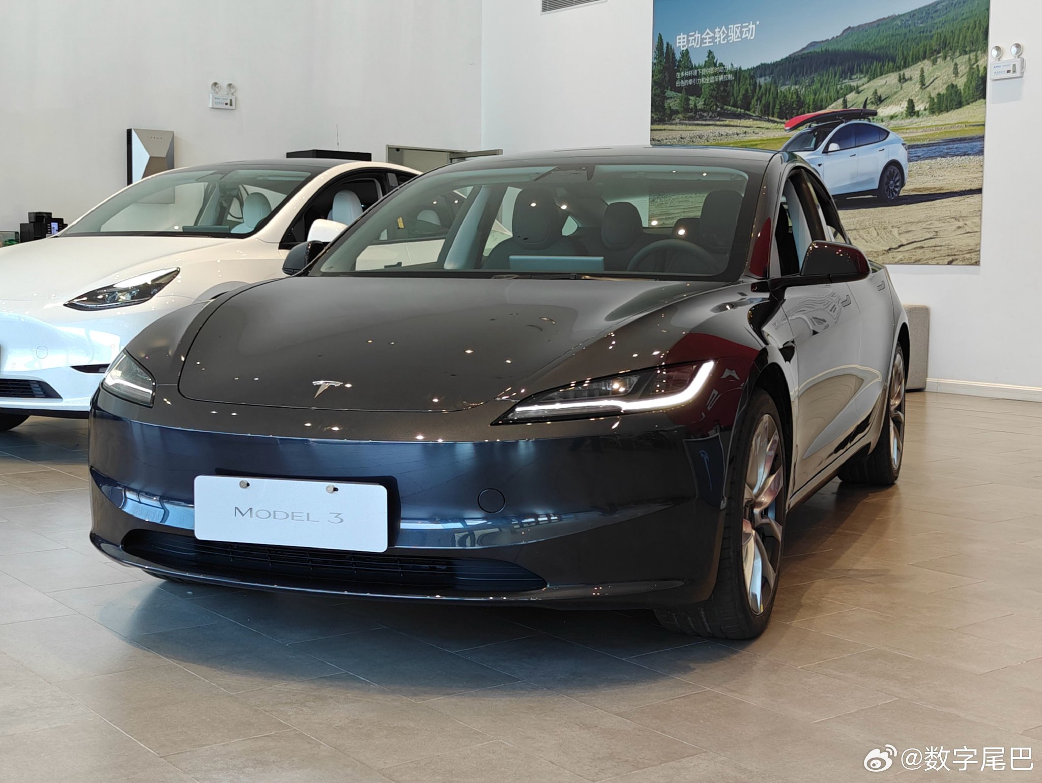 今天特斯拉model3焕新版有试驾车了特地过去体验了一下