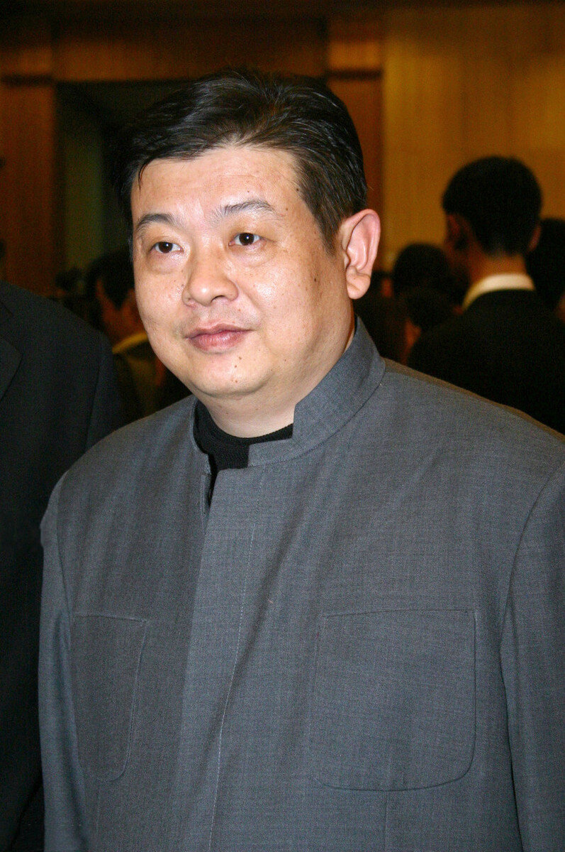 王劲松