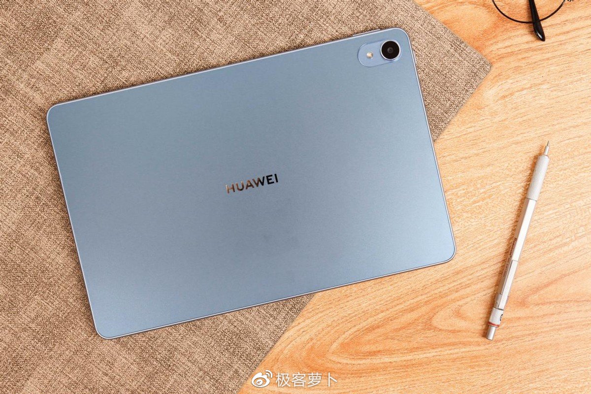 首款纸感柔光屏平板发布华为matepad11英寸2023款评测