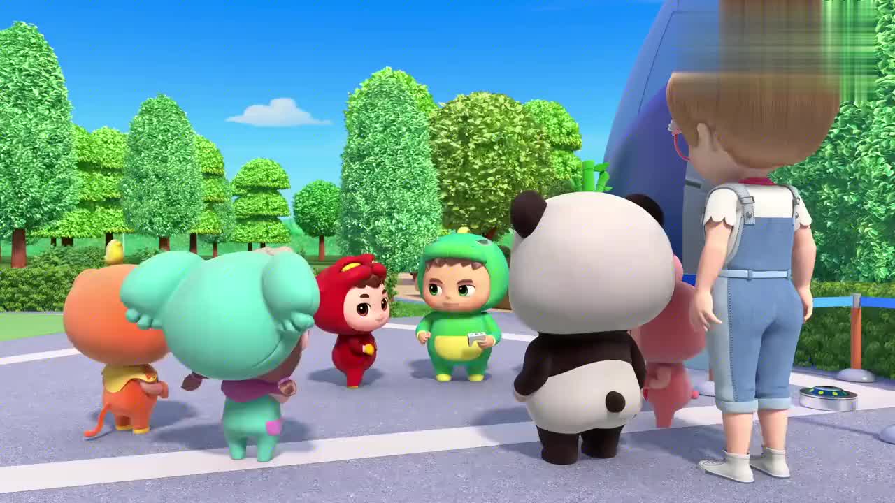 百变校巴抱抱龙很厉害所有机器人都可以启动来见识一下