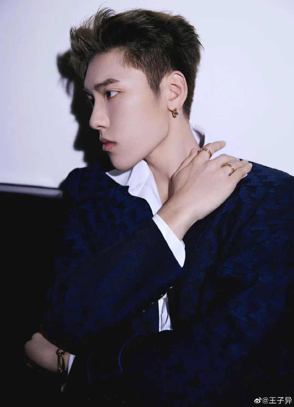 明星红毯有多卷:章子怡戴巨型翡翠、刘亦菲高定首穿、袁泉云淡风轻休闲区蓝鸢梦想 - Www.slyday.coM 明星红毯有多卷:章子怡戴巨型翡翠、刘亦菲高定首穿、袁泉云淡风轻休闲区蓝鸢梦想 - Www.slyday.coM