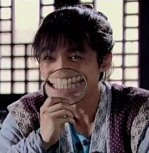 突然想到《仙剑奇侠传三》中的"菜牙"景天