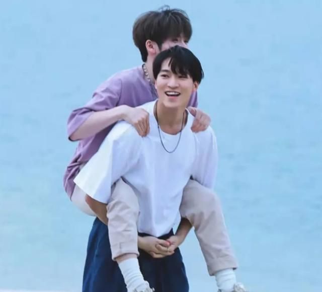 和马退赛后,又被传赞多退赛,两位实力选手揭开“皇族”的遮羞布休闲区蓝鸢梦想 - Www.slyday.coM