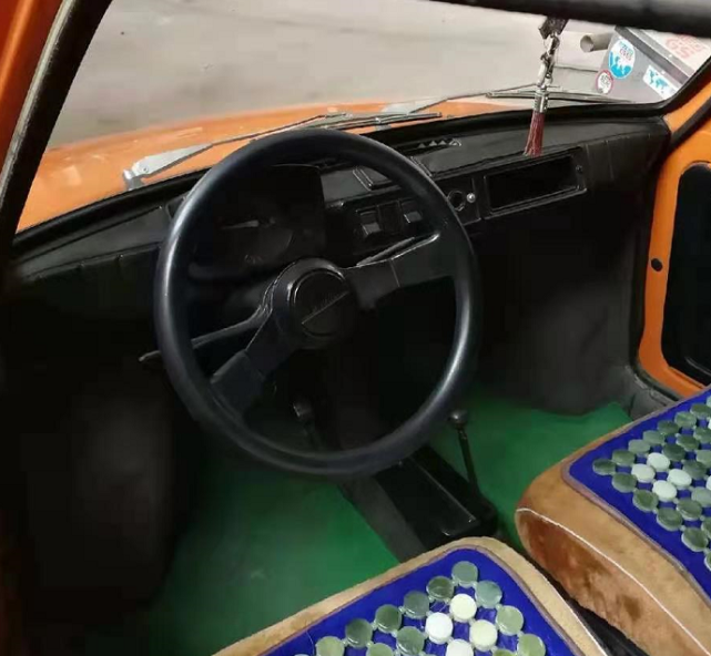 新疆车友晒出1988年买的菲亚特126p行驶证购车批准单清晰可见