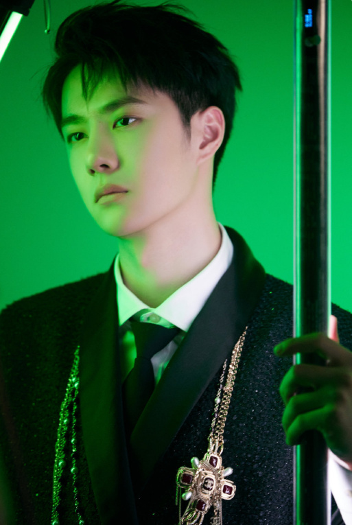 王一博这就是街舞5光影花絮照,下颌线线条清晰,颜值回归!休闲区蓝鸢梦想 - Www.slyday.coM 王一博这就是街舞5光影花絮照,下颌线线条清晰,颜值回归!休闲区蓝鸢梦想 - Www.slyday.coM