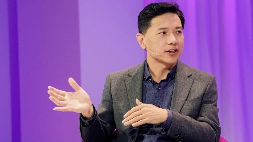 欧洲科技盛宴：李彦宏代表中国AI与世界对话|AI|李彦宏|百度_新浪新闻