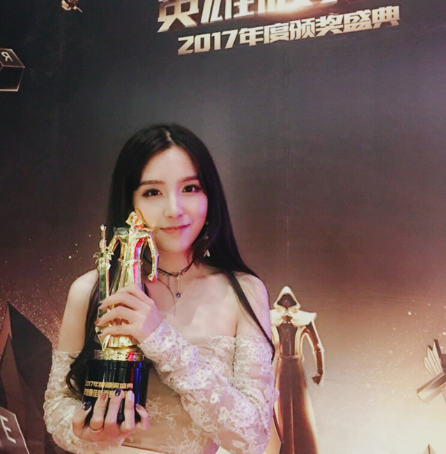 lol女解说rita的名字是什么意思?不是中文读音,实则很有美感