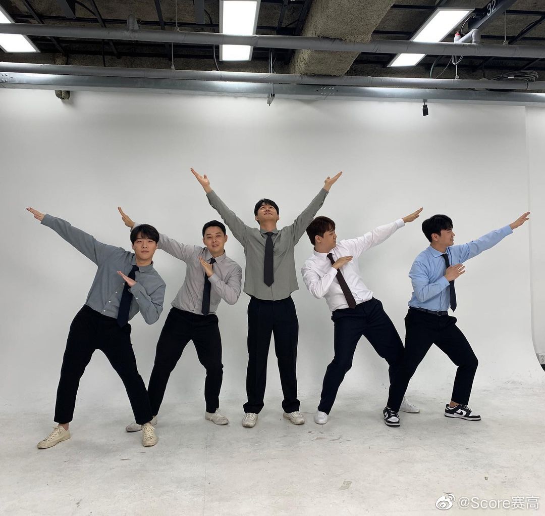 roxtiger重聚__财经头条