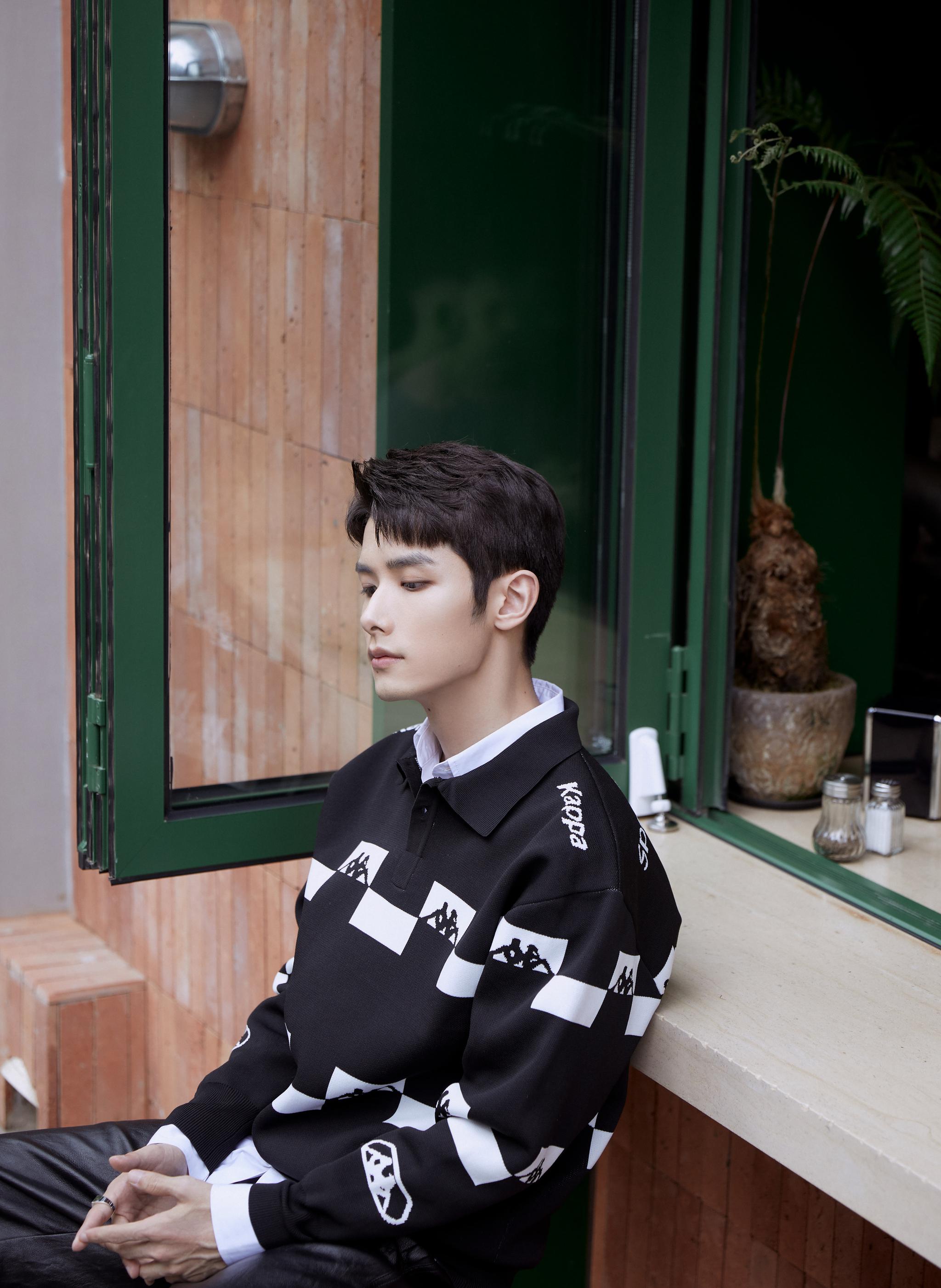 欢娱影视演员赵弈钦出席kappa运动时装中国首秀