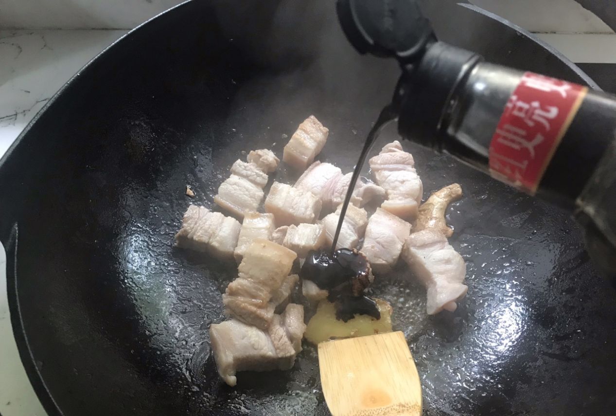 家常自制红烧肉，做法一点不难，入口软嫩鲜香，太解馋了休闲区蓝鸢梦想 - Www.slyday.coM