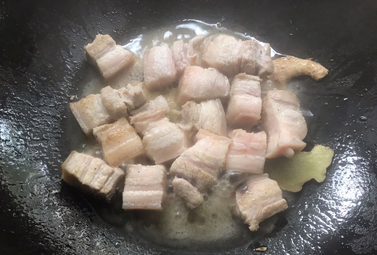 家常自制红烧肉,做法一点不难,入口软嫩鲜香,太解馋了休闲区蓝鸢梦想 - Www.slyday.coM 家常自制红烧肉,做法一点不难,入口软嫩鲜香,太解馋了休闲区蓝鸢梦想 - Www.slyday.coM