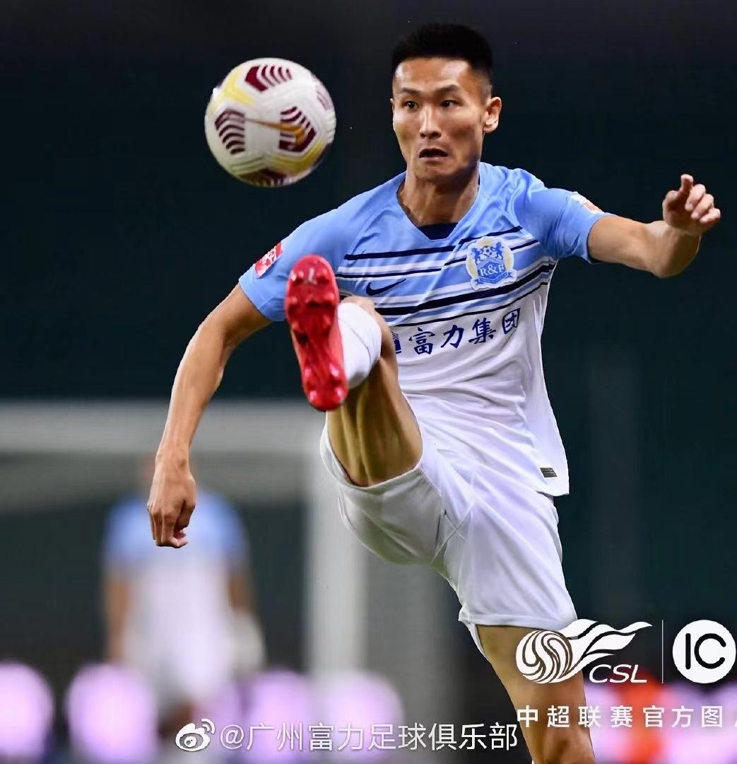 中超争冠组收官广州城获2021中超第7