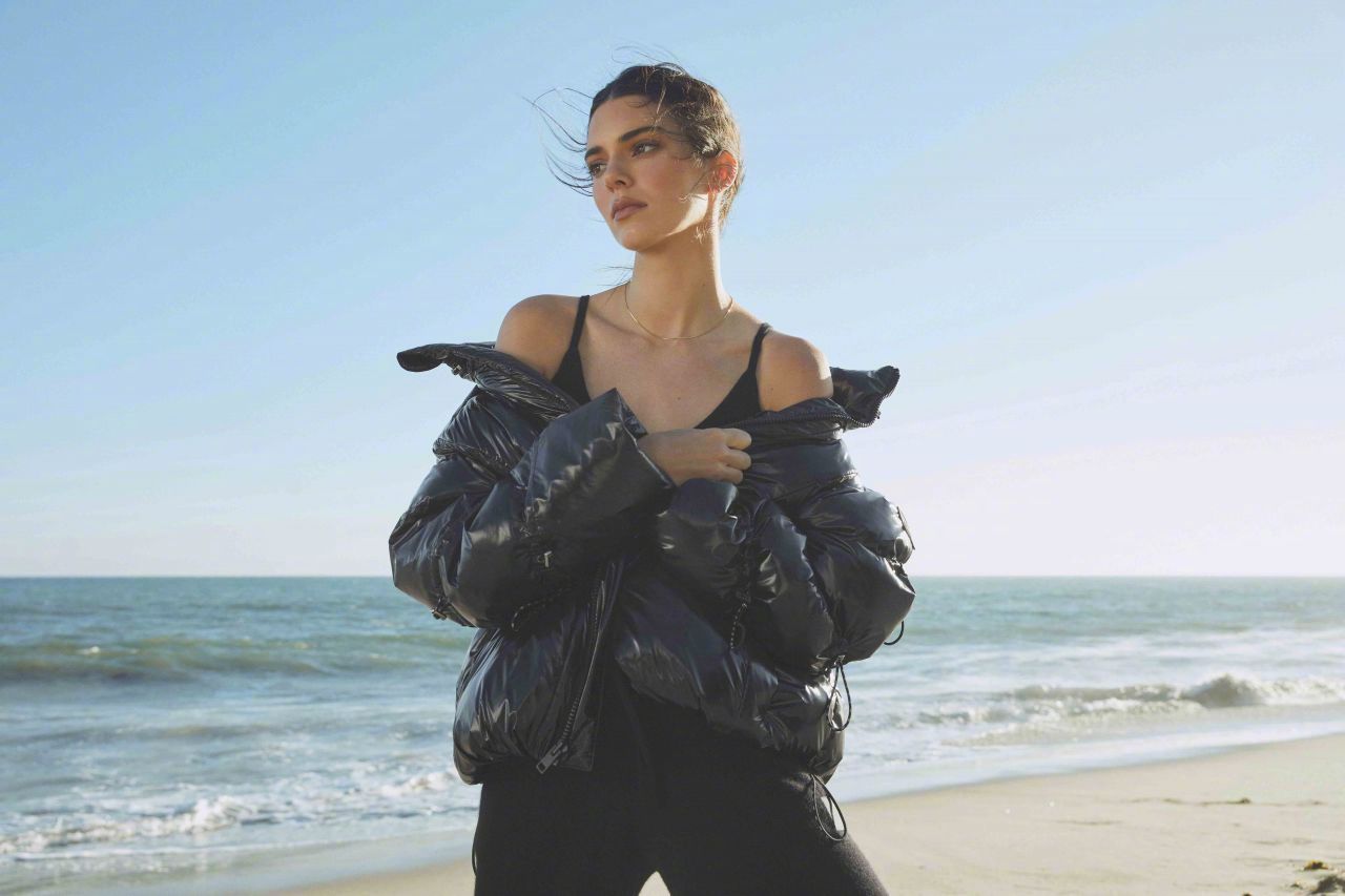 肯豆kendall jenner 出镜演绎 alo 假日系列夹克外套 2021