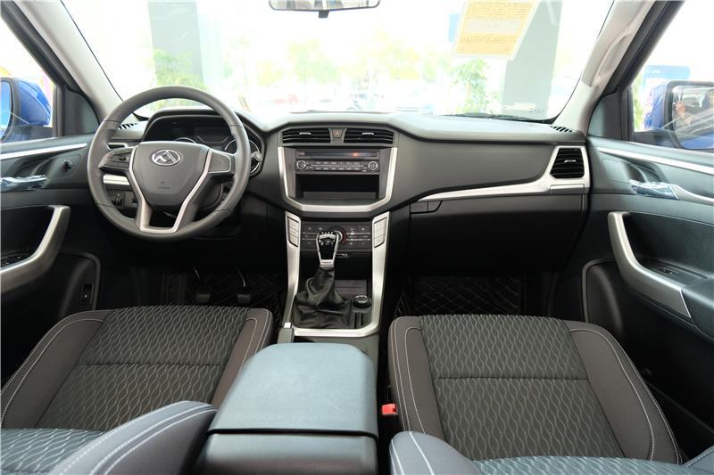 不买suv的话 还有什么好选择 到店实拍上汽大通t60五周年纪念版-新浪